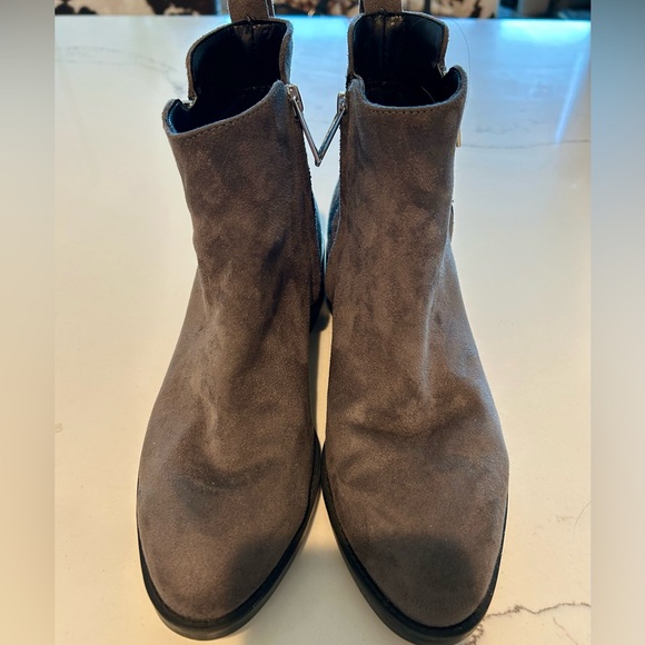 Calvin Klein Deniece Grey Suede Bootie Size 7 - Picture 2 of 7